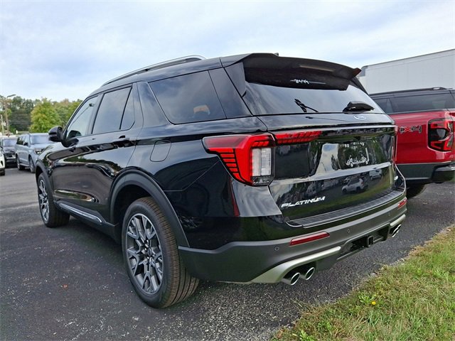 2025 Ford Explorer Platinum photo 3