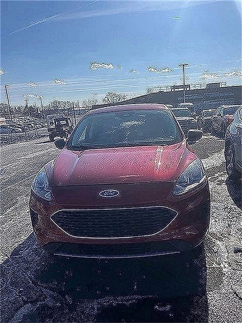 Used 2022 Ford Escape SE with VIN 1FMCU9G65NUB96447 for sale in Lemoyne, PA