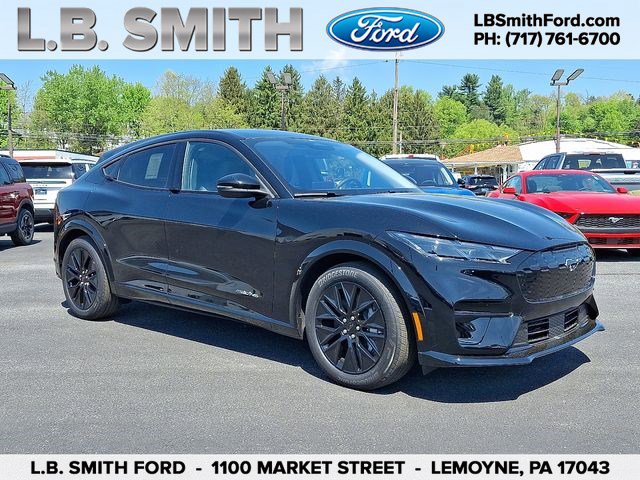 2026 Ford Mustang-Mach-e Premium's photo