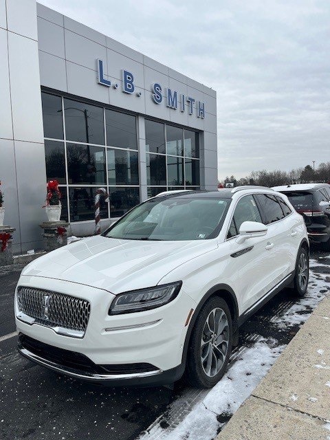 2022 Lincoln Nautilus Reserve's photo