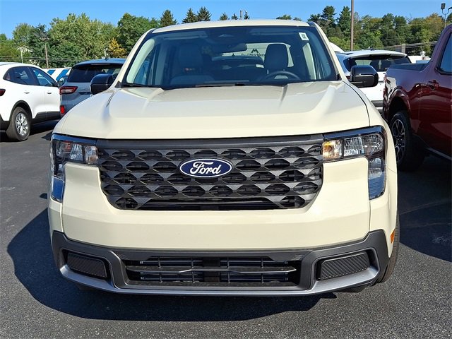 2025 Ford Maverick XLT photo 2