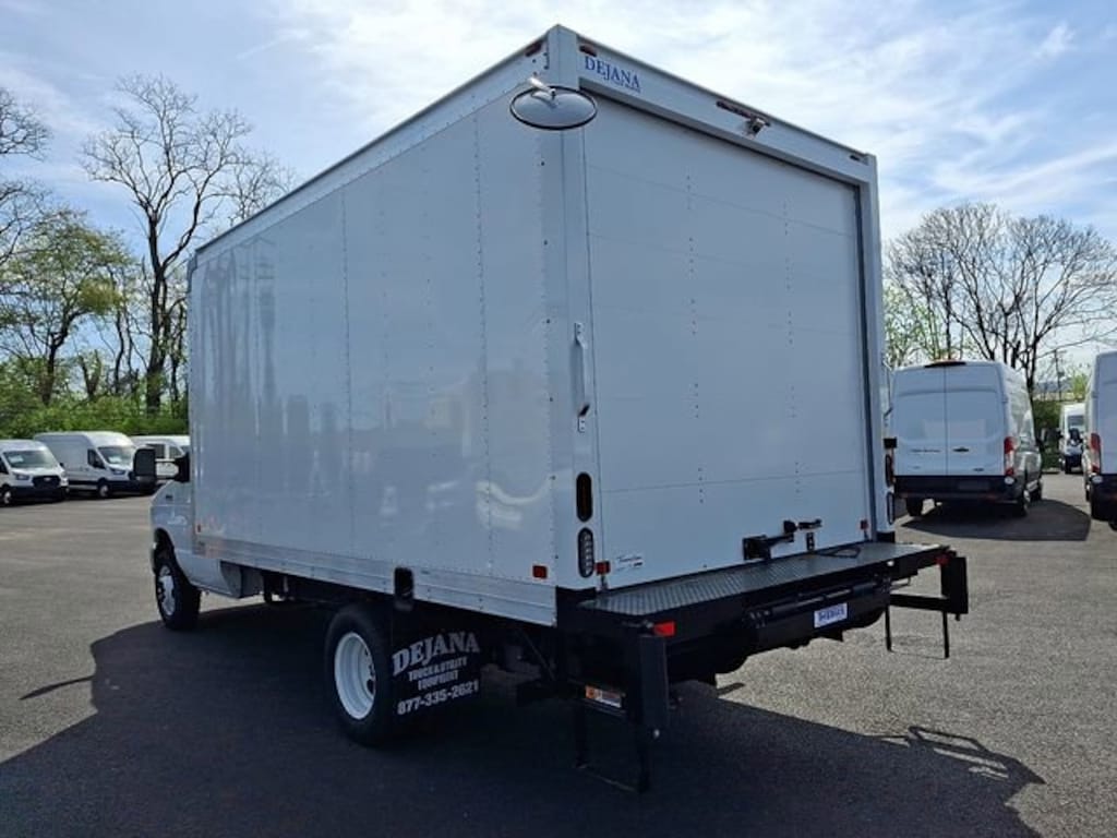 New 2026 Ford Econoline Cutaway E-350 SRW VAN