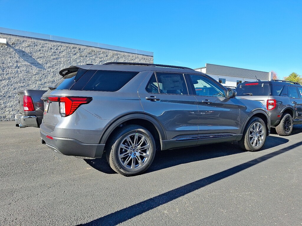 New 2026 Ford Explorer Active SUV