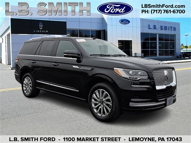 2024 Lincoln Navigator Premiere's photo