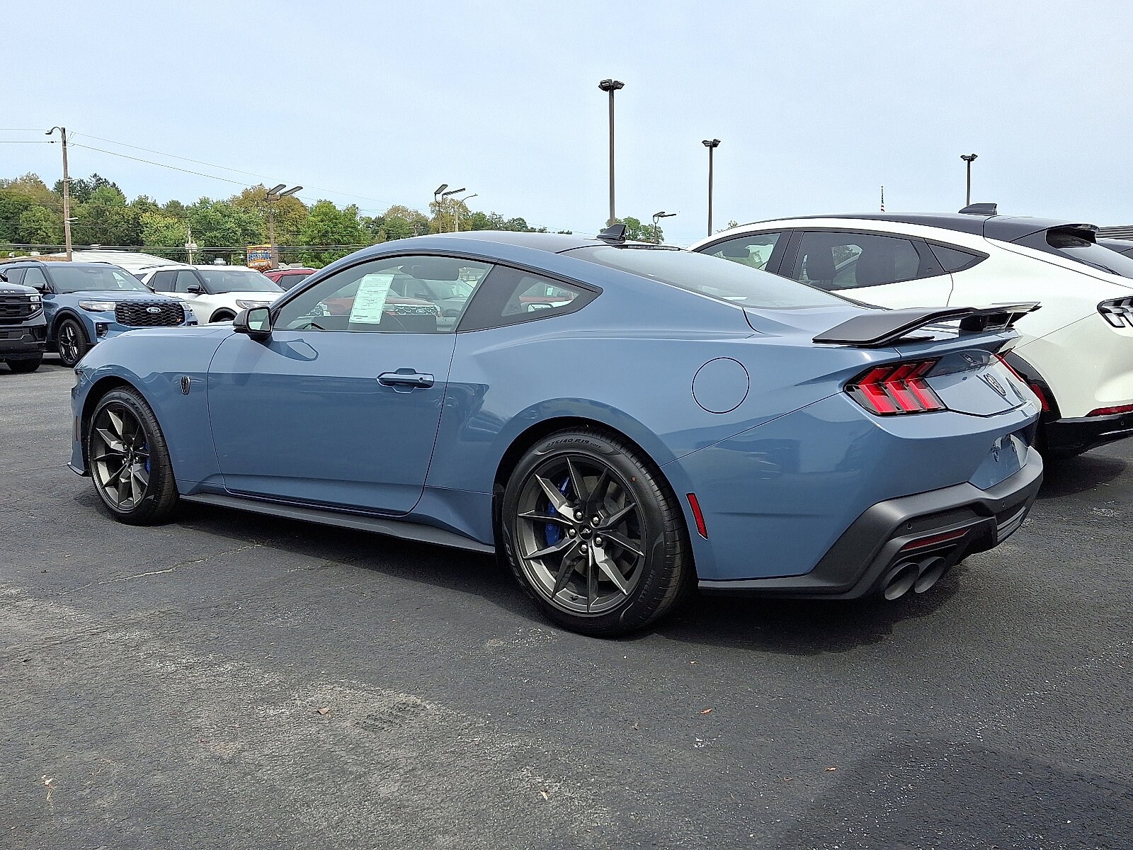 2025 Ford Mustang Dark Horse Premium photo 3