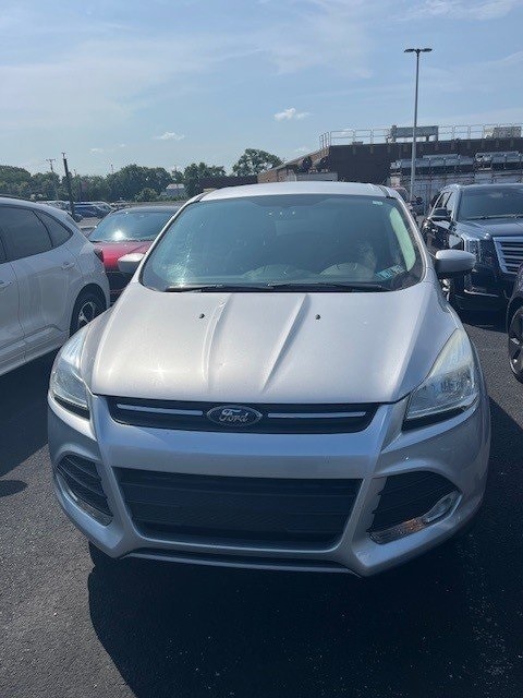 Used 2016 Ford Escape SE with VIN 1FMCU9GX7GUB87597 for sale in Lemoyne, PA