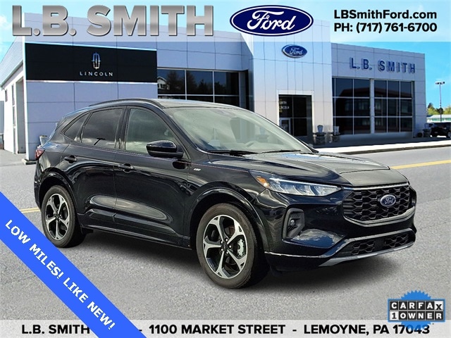 2024 Ford Escape ST-Line Select's photo