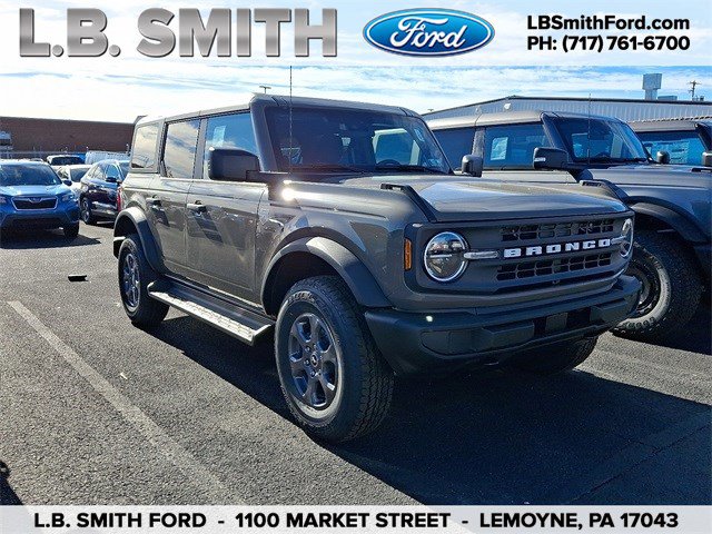2025 Ford Bronco 4-Door Big Bend's photo