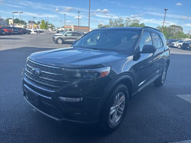 2022 Ford Explorer XLT 4WD's photo