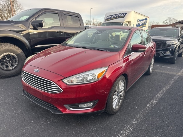 2017 Ford Focus Titanium's photo