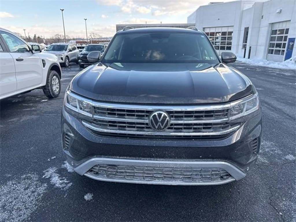 Used 2022 Volkswagen Atlas 3.6L V6 SE w/Technology SUV