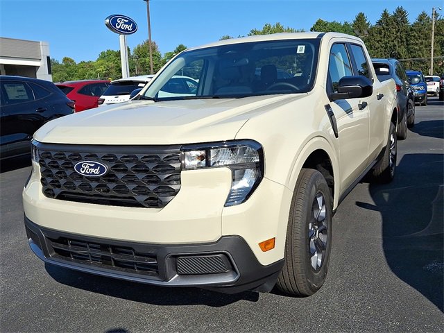 2025 Ford Maverick XLT photo 3