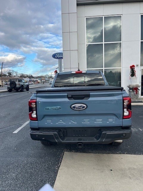 2024 Ford Ranger Lariat photo 2