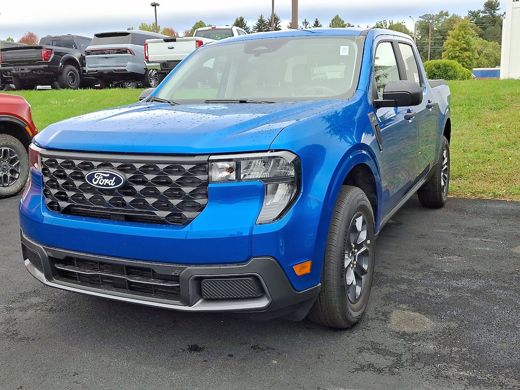 New 2025 Ford Maverick XLT TRUCK