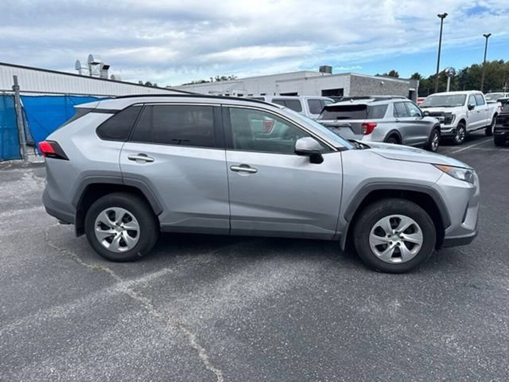 Used 2020 Toyota RAV4 LE SUV