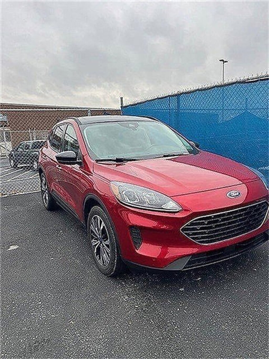 Used 2022 Ford Escape Hybrid SE SUV
