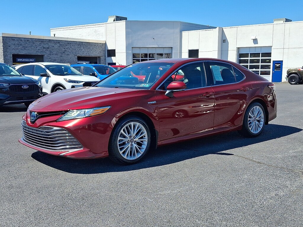 Certified 2018 Toyota Camry XLE SEDAN