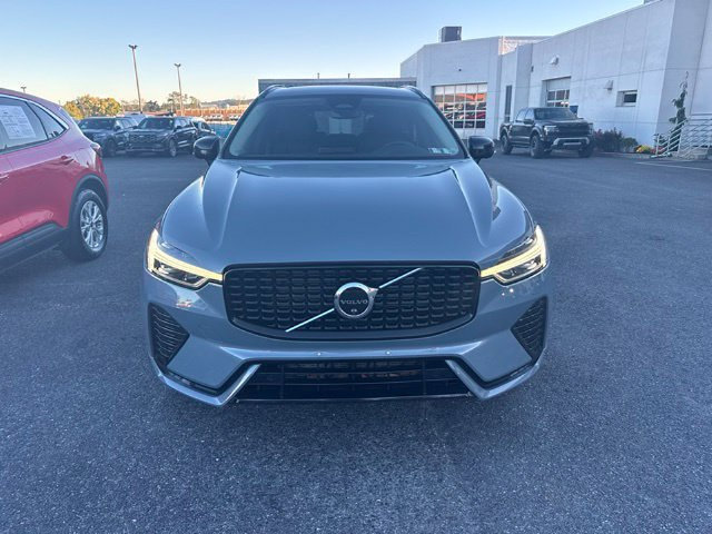 Used 2023 Volvo XC60 B5 Plus Dark Theme SUV