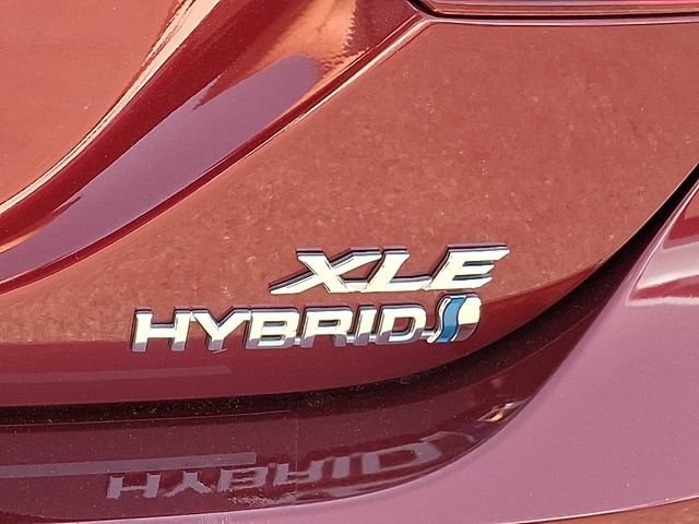 2018 Toyota Camry XLE Hybrid - Photo 30
