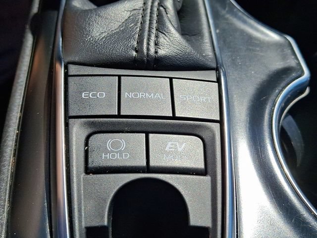 2018 Toyota Camry XLE Hybrid - Photo 24