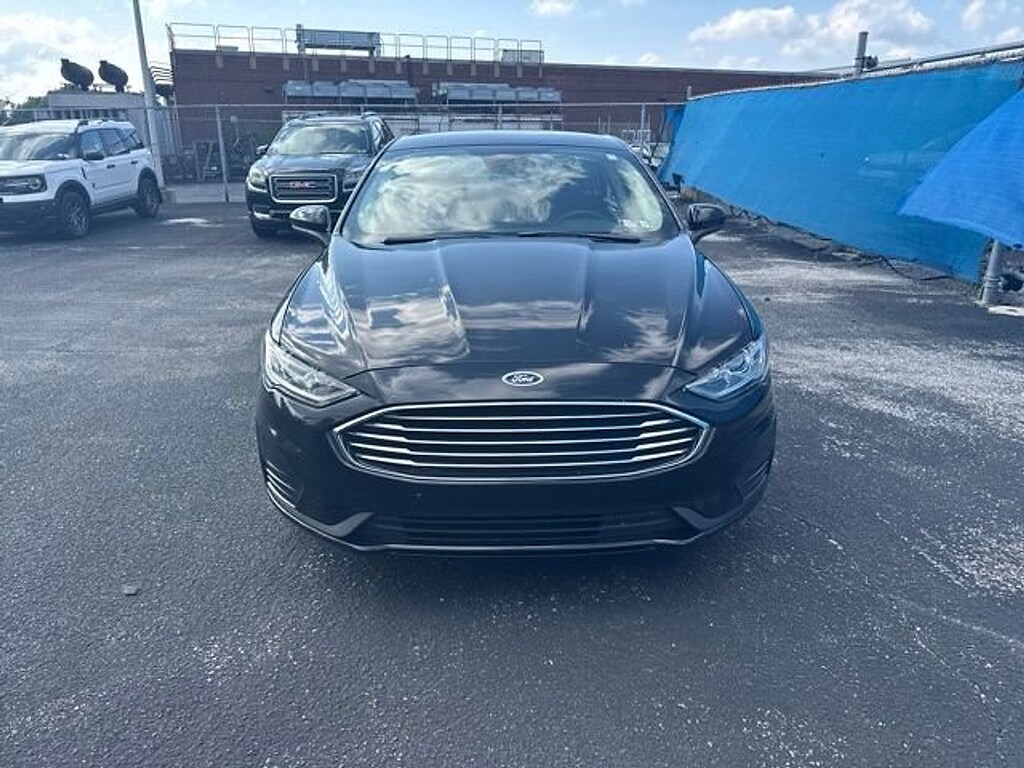 Used 2020 Ford Fusion SE Sedan