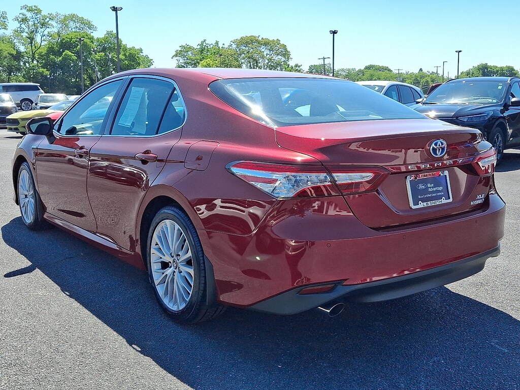 Certified 2018 Toyota Camry XLE SEDAN