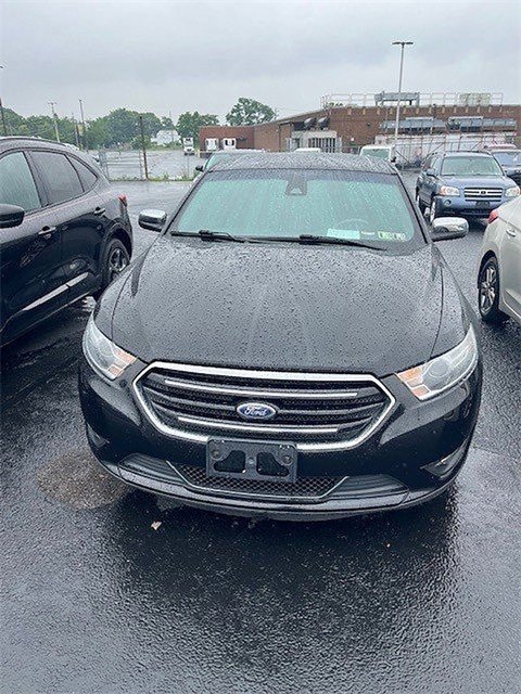 Used 2018 Ford Taurus Limited with VIN 1FAHP2F8XJG109698 for sale in Lemoyne, PA