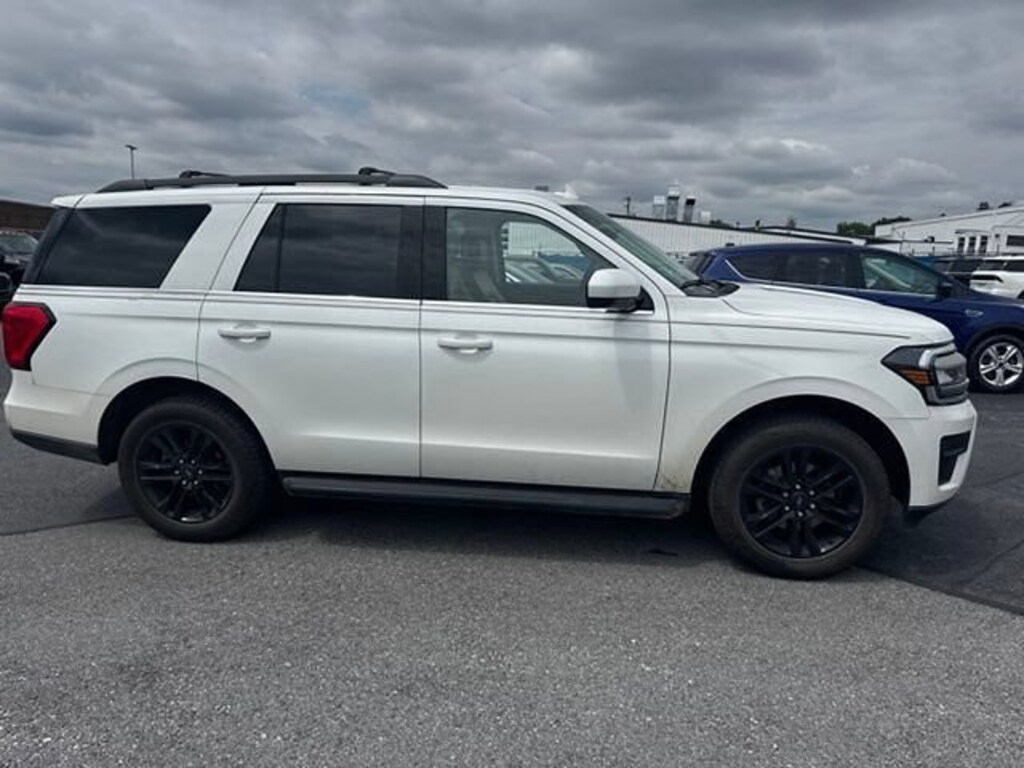 Used 2023 Ford Expedition XLT SUV