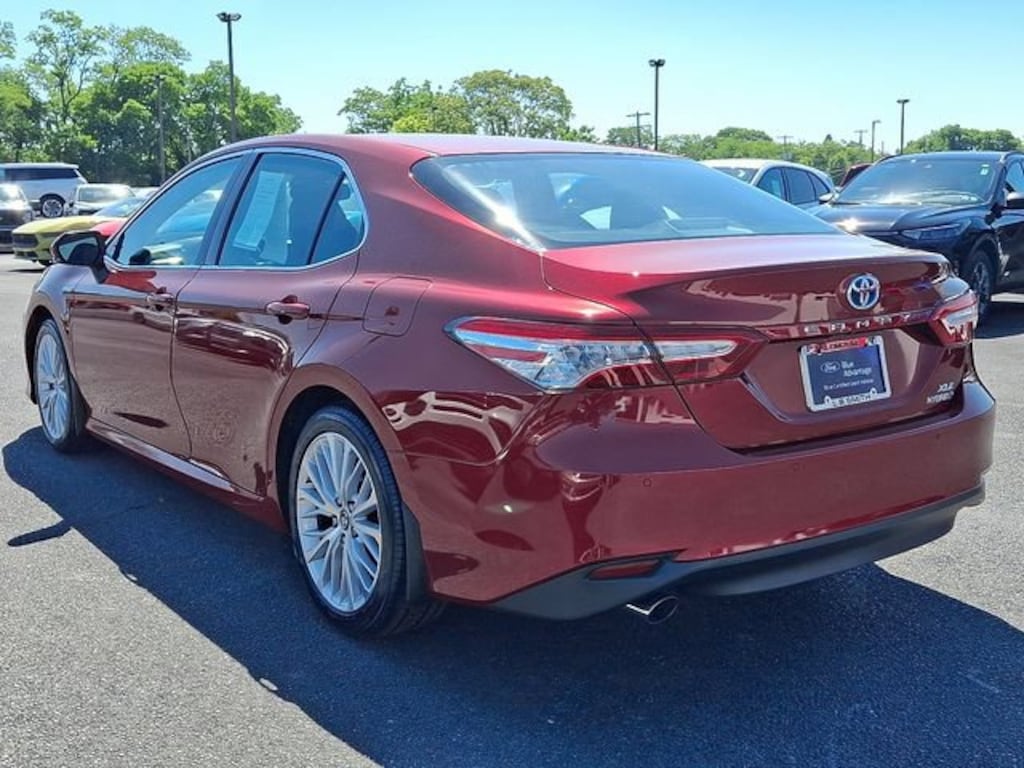 Certified 2018 Toyota Camry XLE SEDAN