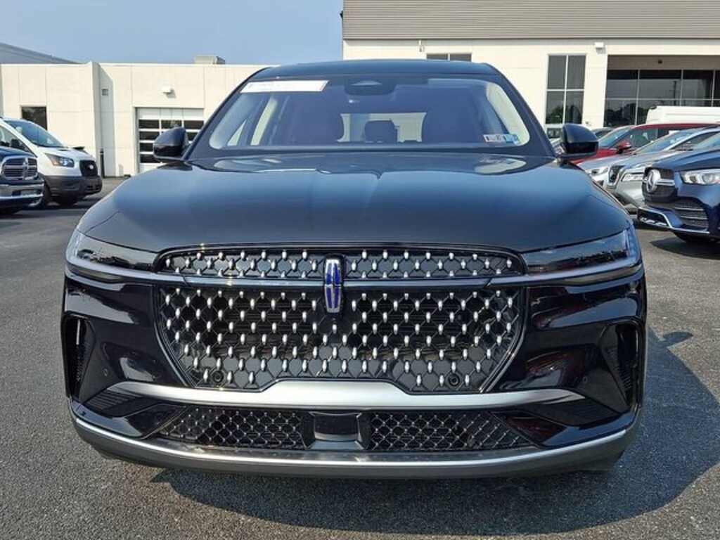 Certified 2025 Lincoln Nautilus Premiere SUV