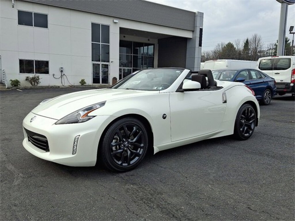 Used 2019 Nissan 370Z Base CONVERTIBLE
