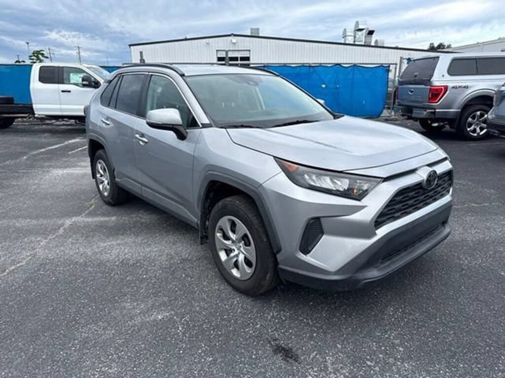 Used 2020 Toyota RAV4 LE SUV