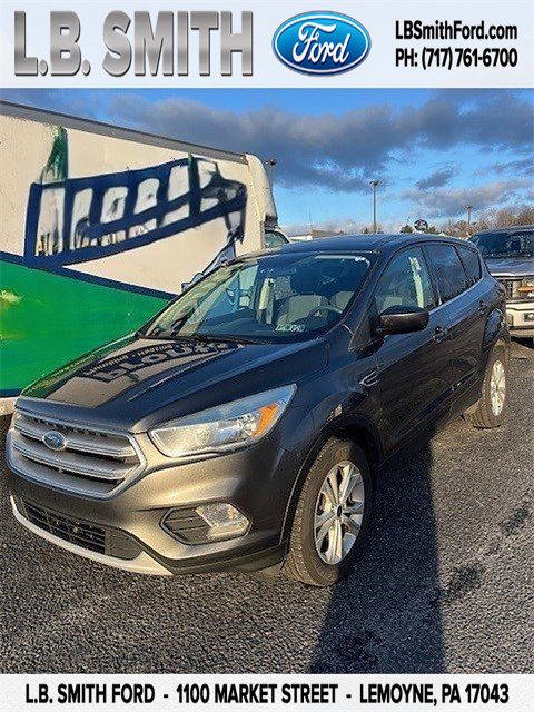 2017 Ford Escape SE's photo