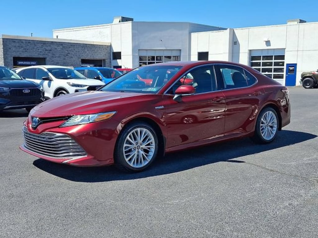 Certified 2018 Toyota Camry XLE SEDAN