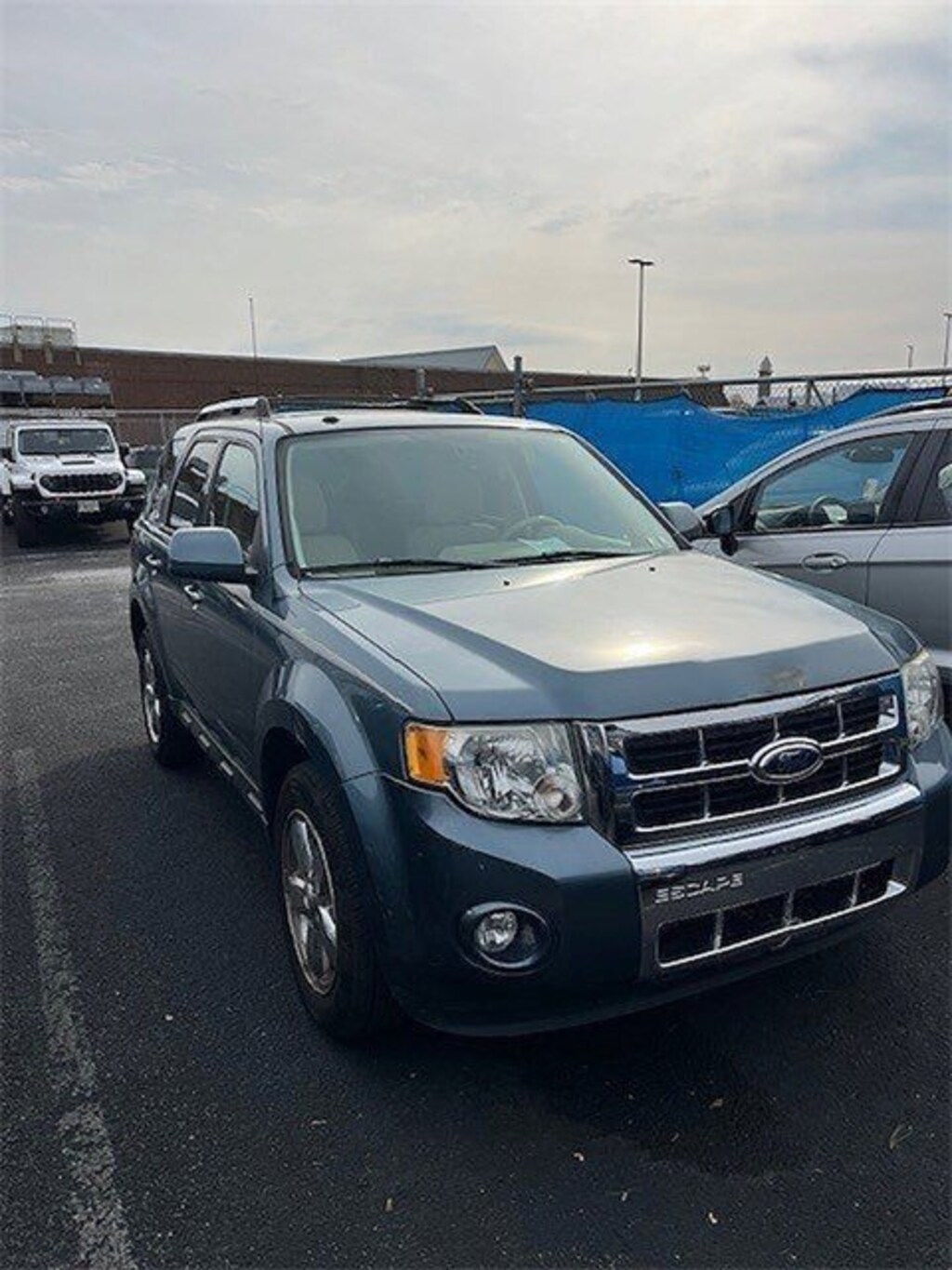 Used 2011 Ford Escape Limited SUV
