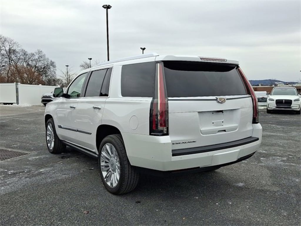 Used 2020 Cadillac Escalade Platinum SUV