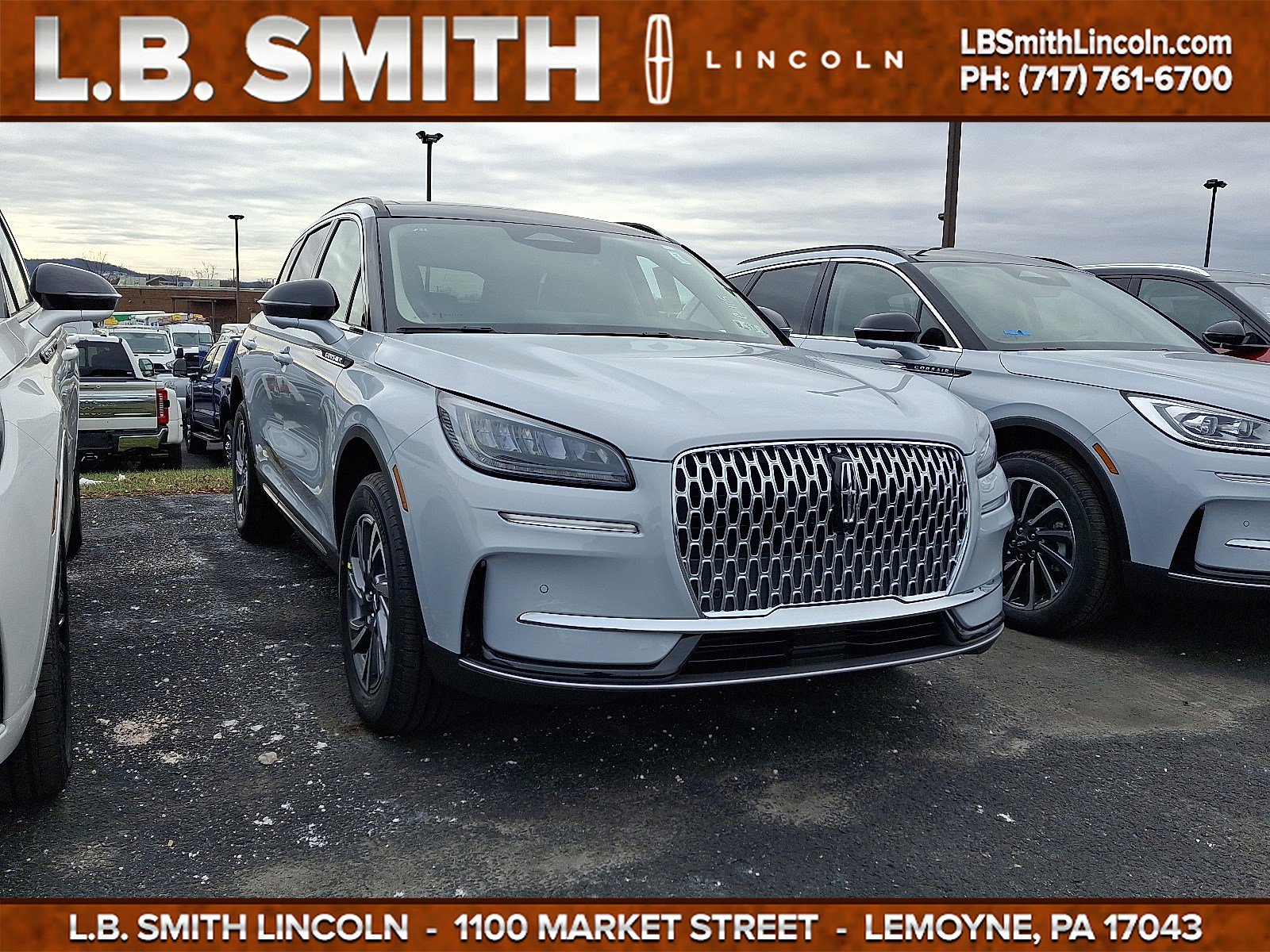 2026 Lincoln Corsair Premiere's photo