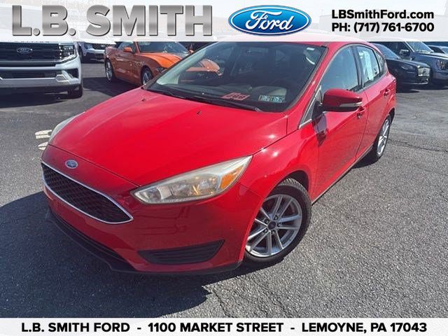 2017 Ford Focus 5 Door Hatch SE's photo