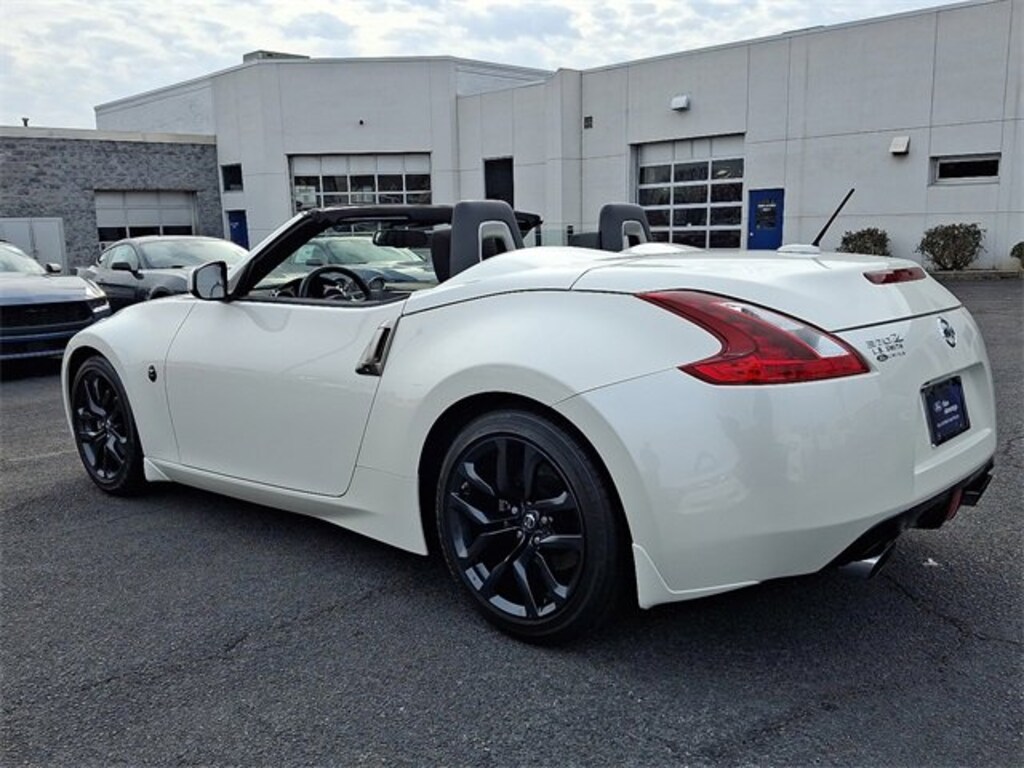 Used 2019 Nissan 370Z Base CONVERTIBLE