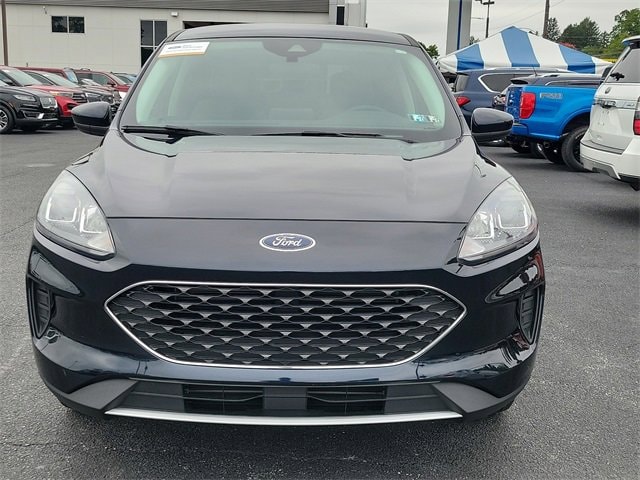 Used 2021 Ford Escape SE with VIN 1FMCU9G60MUA29220 for sale in Lemoyne, PA