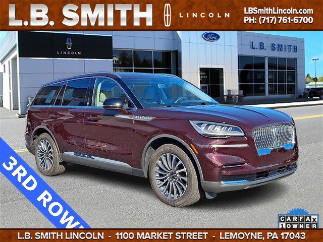 2023 Lincoln Aviator Base's photo