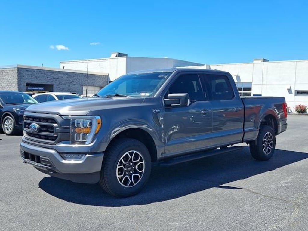 Used 2023 Ford F-150 XLT CREW CAB