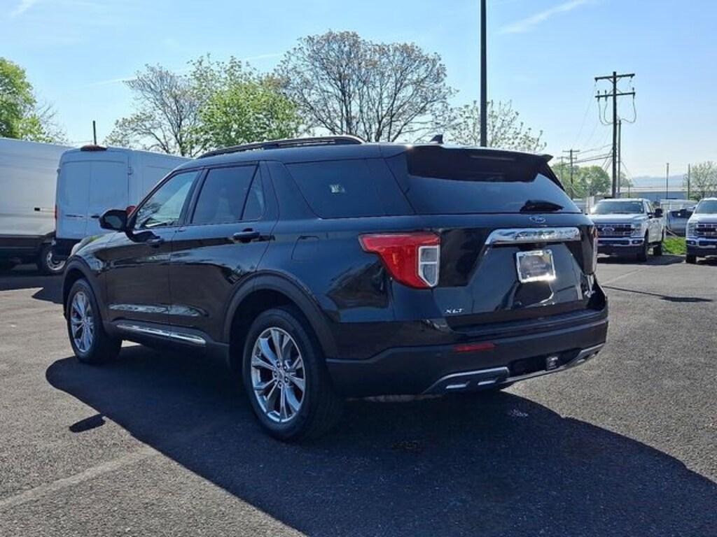 Used 2023 Ford Explorer XLT SUV