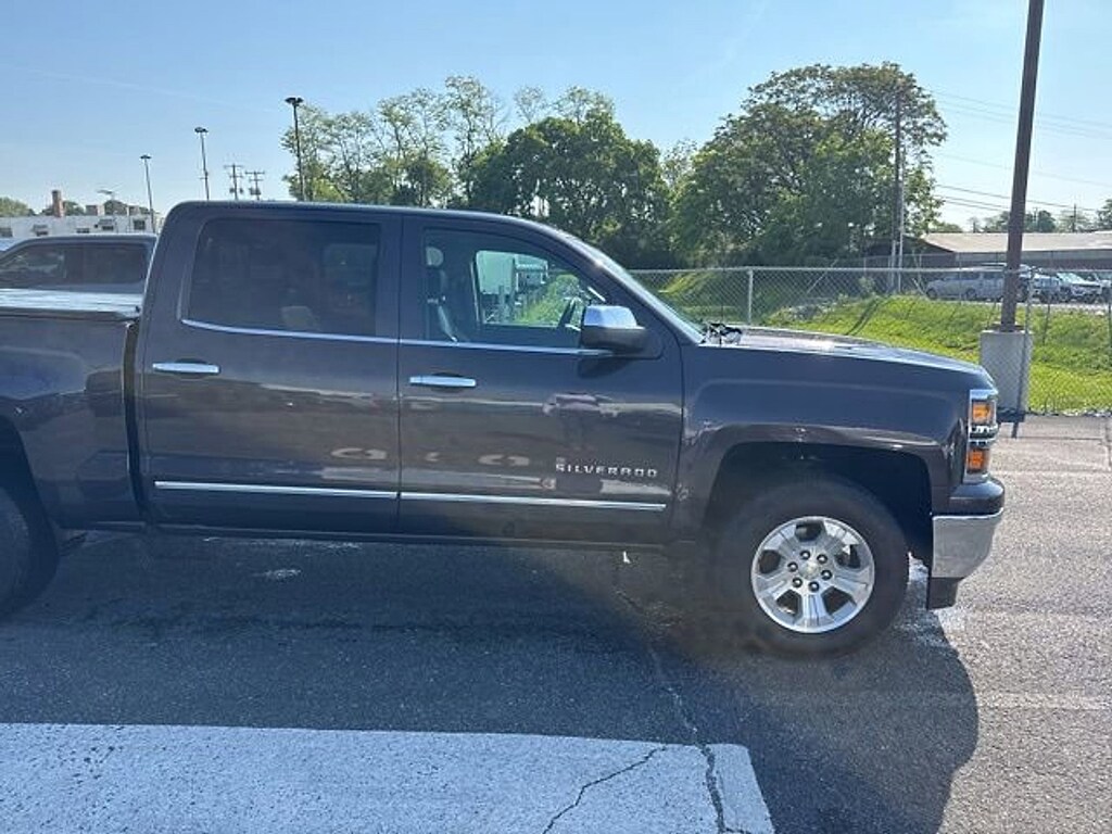 Used 2015 Chevrolet Silverado 1500 LTZ Crew Cab Short Bed Truck