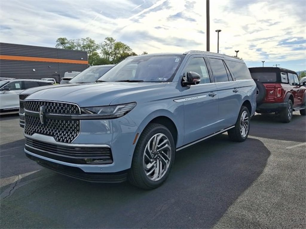 New 2025 Lincoln Navigator Reserve-L SUV