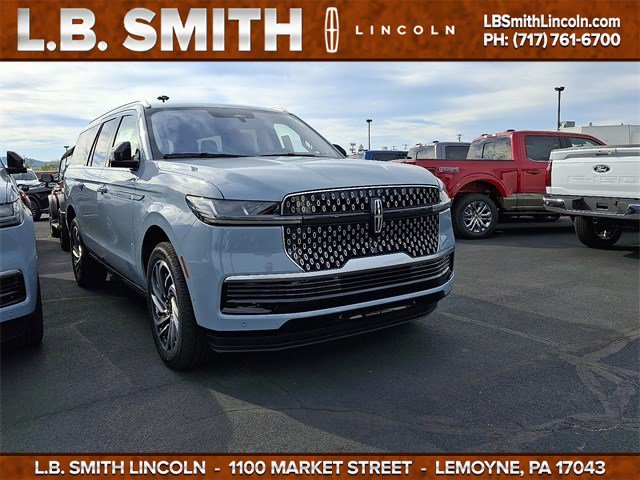 2025 Lincoln Navigator Reserve L's photo