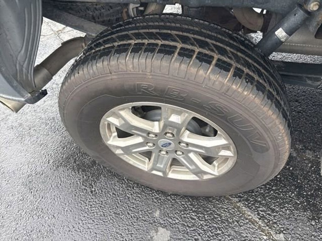 Used 2023 Ford F-150 XLT CREW CAB