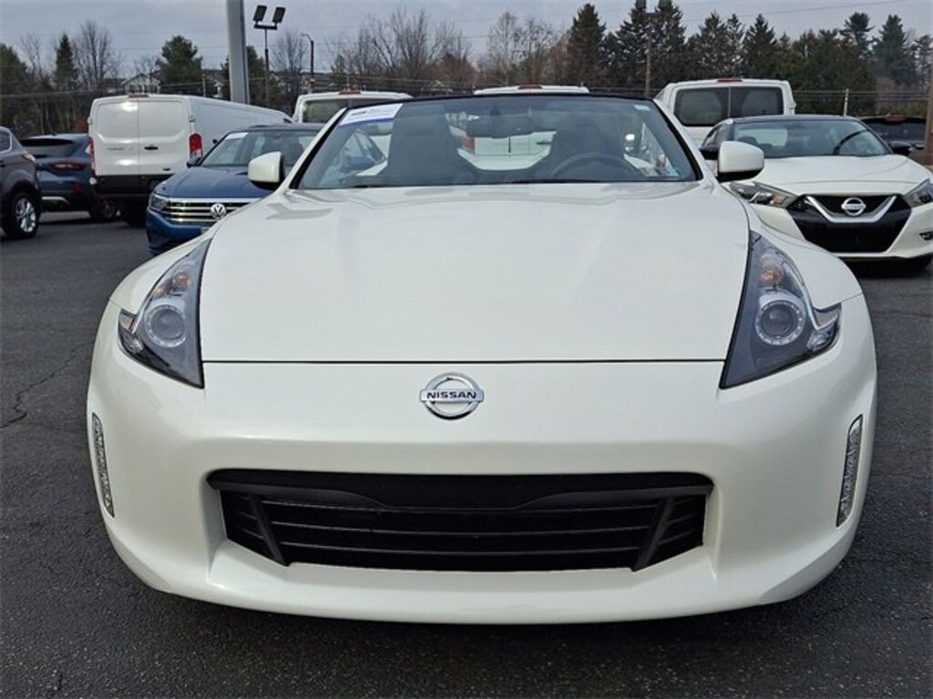 Used 2019 Nissan 370Z Base CONVERTIBLE