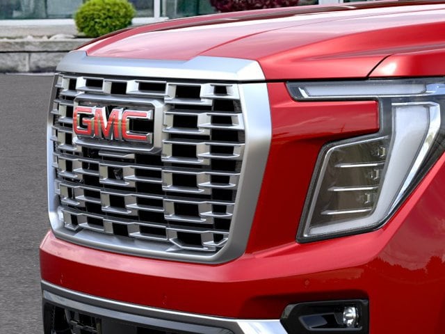 2026 GMC Yukon XL Denali - Photo 13