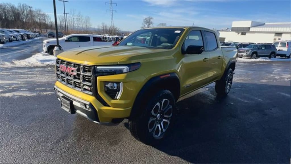 Used 2023 GMC Canyon AT4 Truck